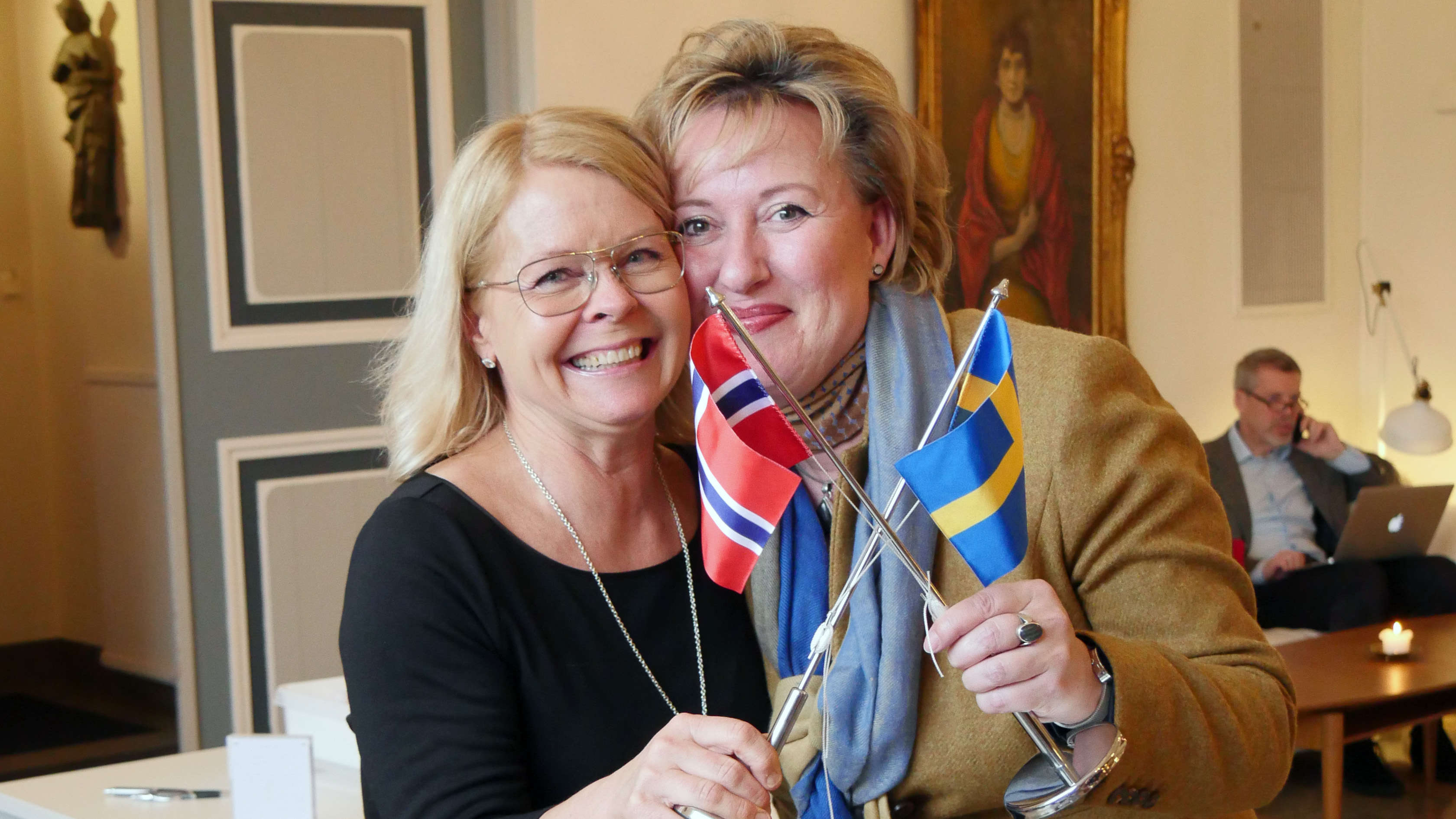 Annika Daisley från Svinesundskommittén och Hild Östberg, Norges ambassad i Stockholm